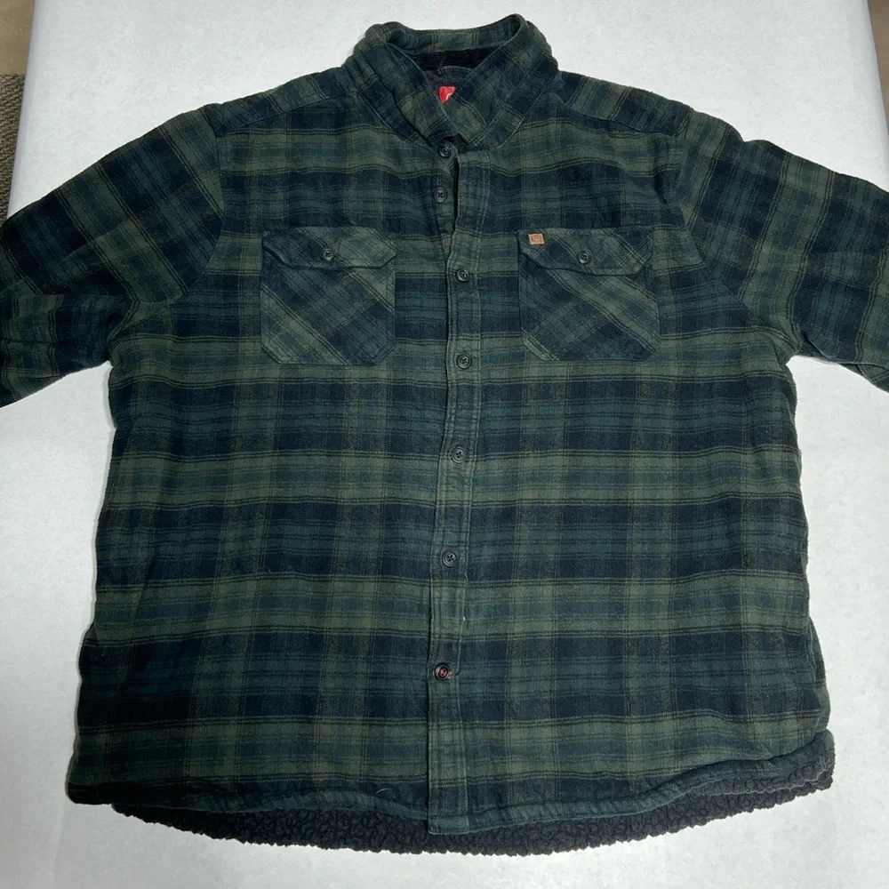 Coleman Flannel green flannel long sleeve shirt. Size XXL